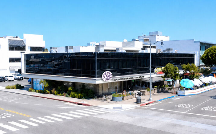 Pictures of Restaurant property located at 1617 S Pacific Coast Hwy, Redondo Beach, CA 90277 for lease - image #1