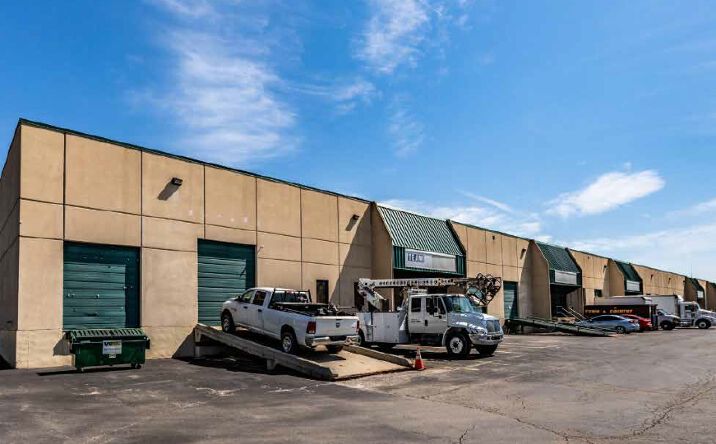 Pictures of Industrial property located at 422 Northwest Business Park Lane, Riverside, MO 64150 for lease - image #1