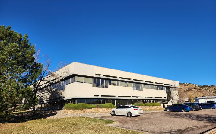 Pictures of Retail, Office property located at 888 GARDEN OF THE GODS RD, COLORADO SPRINGS, CO 80907-9435 for lease - image #1