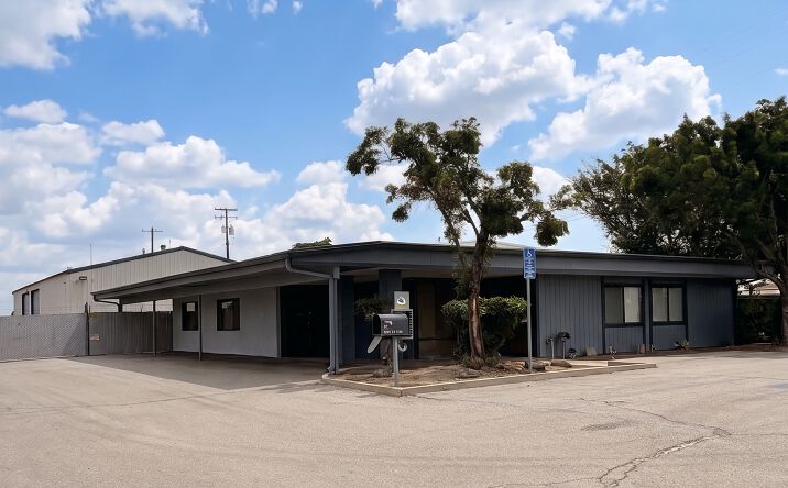 Pictures of Retail, Industrial, Land property located at 7700 Downing Ave, Bakersfield, CA 93308 for lease - image #1