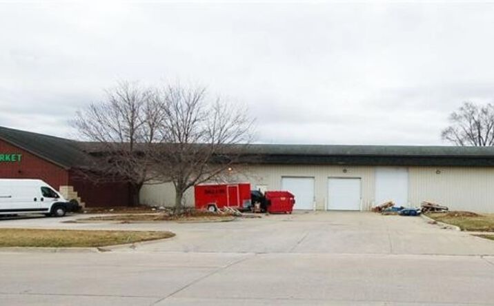 Pictures of Industrial property located at 2401 2nd St., Coralville, IA 52241 for lease - image #1