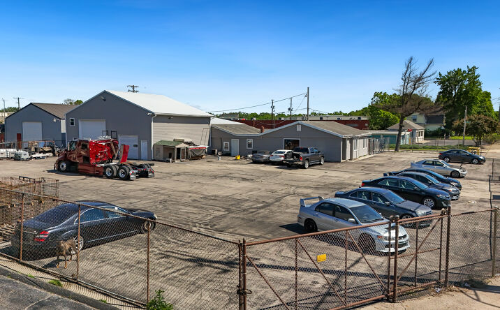 Pictures of Office, Industrial property located at 2049 Troy Street, Dayton, OH 45404 for lease - image #1