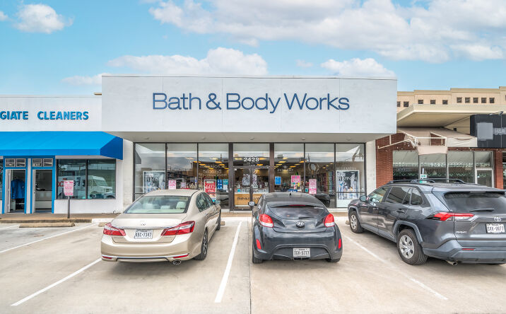 Pictures of Retail property located at 2428 Rice Boulevard, Houston, TX 77005 for lease - image #1