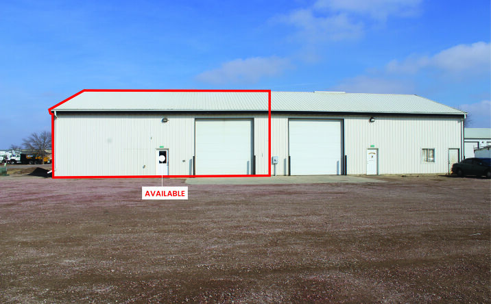 Pictures of Industrial property located at 27096 Mueller Place, Tea, SD 57064 for lease - image #1