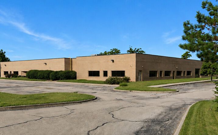 Pictures of Office property located at 3385 Newmark Drive, Miami Township, OH 45342 for lease - image #1