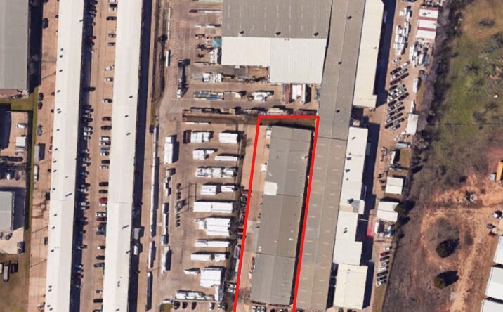 Pictures of Industrial property located at 1495 N Kealy Avenue, Lewisville, TX 75057 for lease - image #1