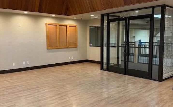 Pictures of Retail, Office, Industrial property located at 1670 Market Street, Redding, CA 96001 for lease - image #1