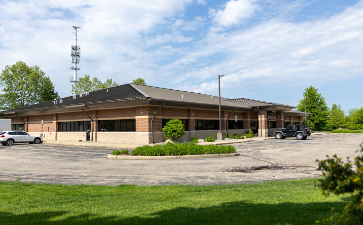 Pictures of Retail, Office property located at 4170 Embassy Drive Southeast, Grand Rapids, MI 49546 for lease - image #1