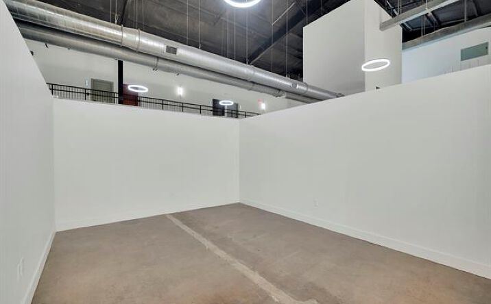 Pictures of Retail, Office property located at 301 W Main Street Unit #175, Midlothian, TX 76065 for lease - image #1