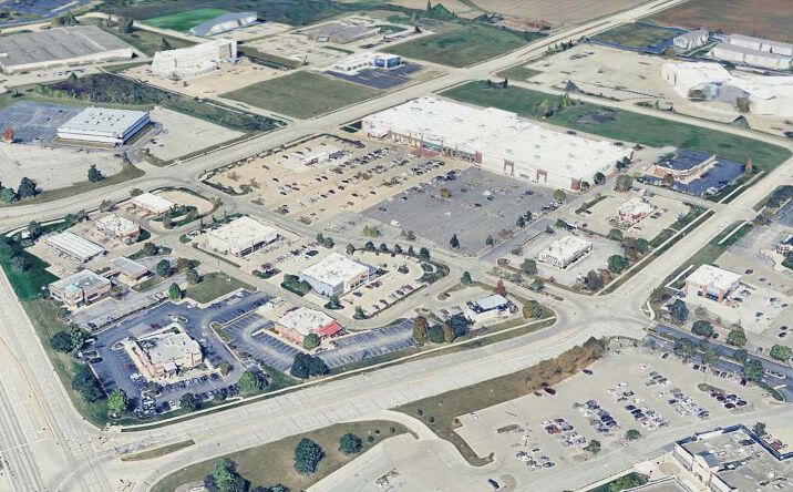Pictures of Retail, Restaurant property located at 7411 N Grand Prairie Drive, Peoria, IL 61615 for lease - image #1