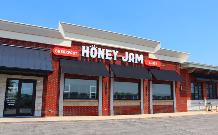 Pictures of Retail property located at E-NEC Butterfield Road & Naperville Road, Wheaton, IL 60189-2013 for lease - image #1