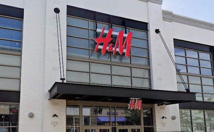 Pictures of Retail property located at NEC of Silver Spring Drive & I-43, Bayside, WI 1178471 for lease - image #1