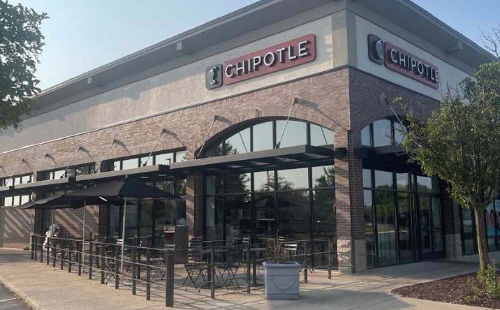 Pictures of Retail, Restaurant property located at 274 S Weber Rd, Bolingbrook, IL 60490 for lease - image #1