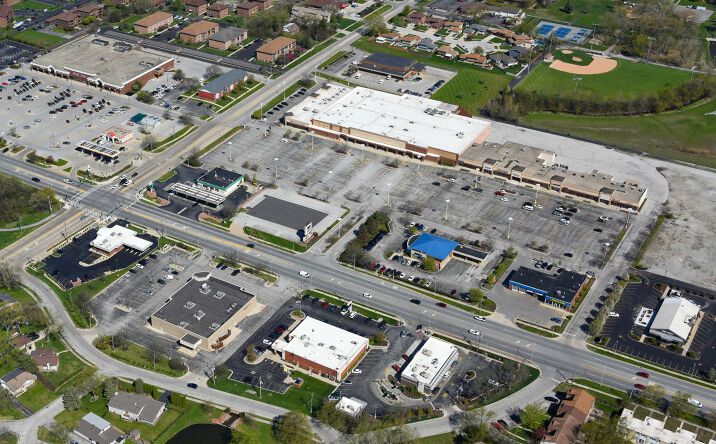 Pictures of Retail property located at Ne Corner Of Central Avenue & 159th Street, Oak Forest, IL 60452 for lease - image #1