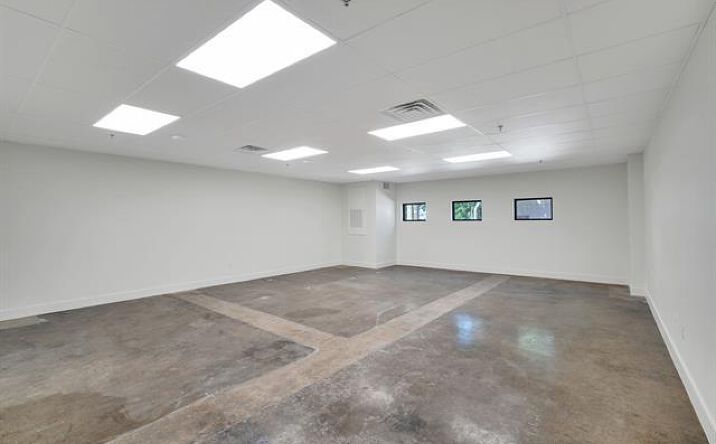 Pictures of Retail, Office property located at 301 W Main Street Unit #148, Midlothian, TX 76065 for lease - image #1