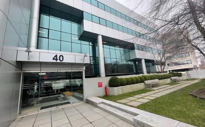 Pictures of Office property located at 40 Cuttermill Road 300-B, Great Neck, NY 11021 for lease - image #1