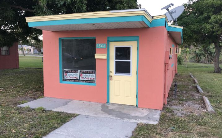 Pictures of Retail property located at 1806 Ave D, Fort Pierce, FL 34950 for lease - image #1