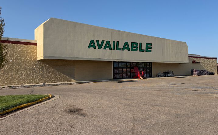 Pictures of Retail property located at 3202 13th Avenue South, Fargo, ND 58103 for lease - image #1