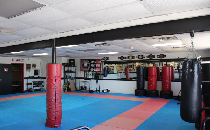 Pictures of Retail property located at 1014 US-80, Demopolis, AL 36732 for lease - image #1