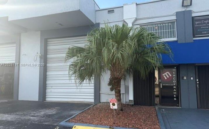 Pictures of Industrial, Office property located at 5555 NW 74th Ave # 5555, Miami, FL 33166 for lease - image #1