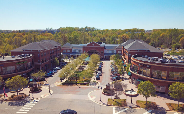 Pictures of Retail property located at 9020 Lorton Station Blvd, Lorton, VA 22079 for lease - image #1