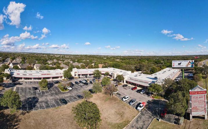Pictures of Retail property located at 10350 Bandera Road, San Antonio, TX 78250 for lease - image #1