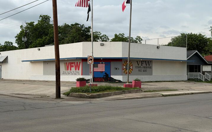 Pictures of Office, Retail, Special Purpose property located at 2541 W Southcross Blvd, San Antonio, TX 78221 for lease - image #1