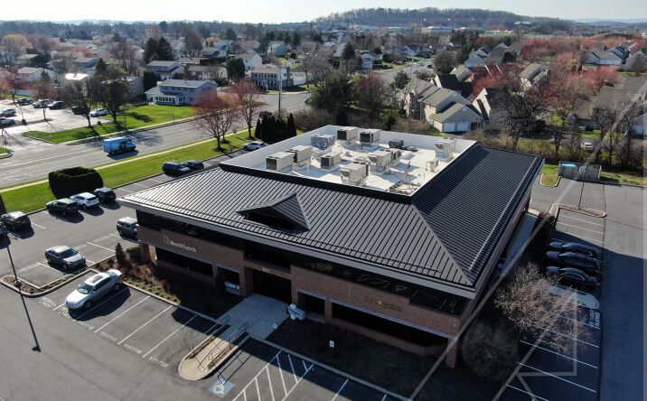 Pictures of Office property located at 985 Berkshire Boulevard, Wyomissing, PA 19610 for lease - image #1