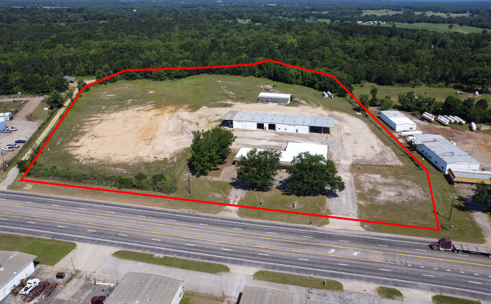 Pictures of Industrial property located at 5425 West Oak Street, Palestine, TX 75801 for lease - image #1