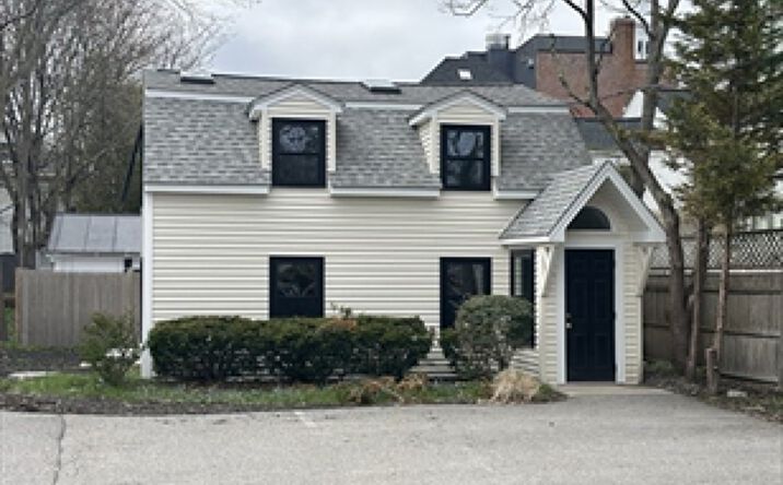 Pictures of Office property located at 28 Green Street, Newburyport, MA 01950-2650 for lease - image #1