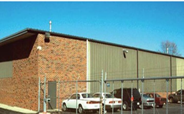Pictures of Industrial property located at 1703 EASTWOOD DR, AURORA, IL 60506-1164 for lease - image #1