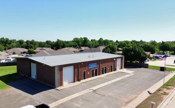 Pictures of Industrial property located at 1509 Commerce Street, Yukon, OK 73099 for lease - image #1