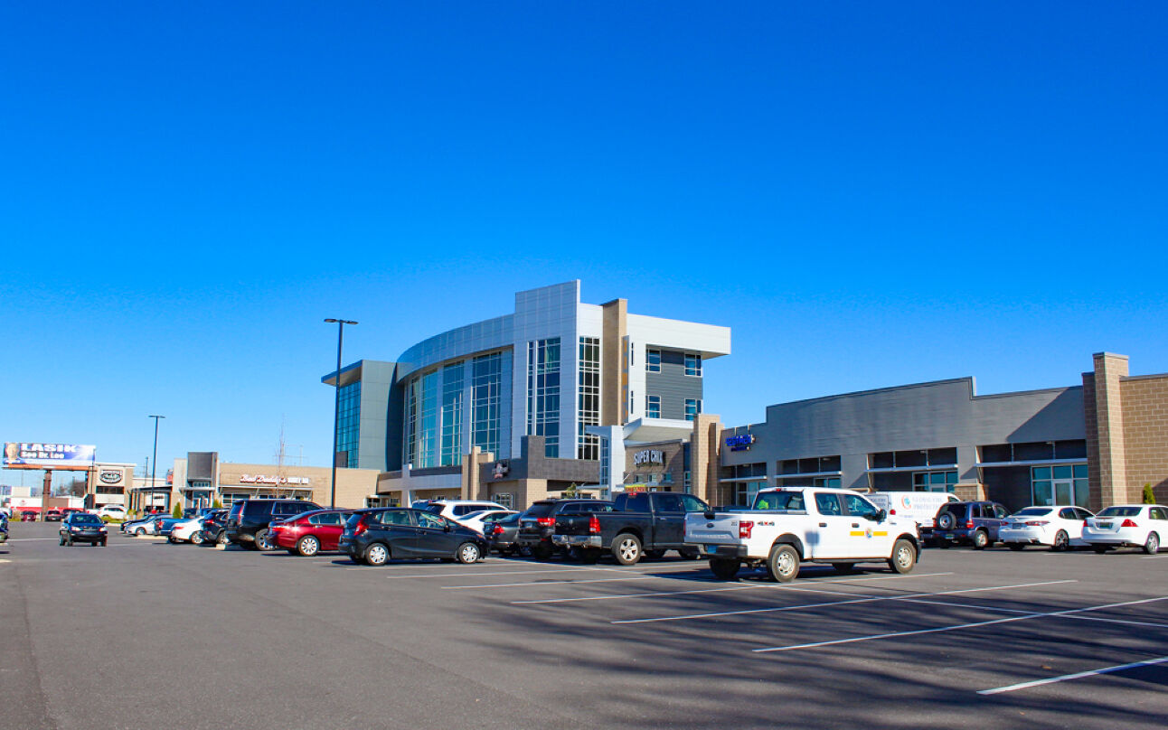 2317 s memorial parkway huntsville al 35801 retail space for lease