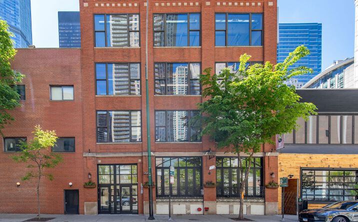 Pictures of Office property located at 11 W. Illinois Street, Chicago, IL 60654 for lease - image #1
