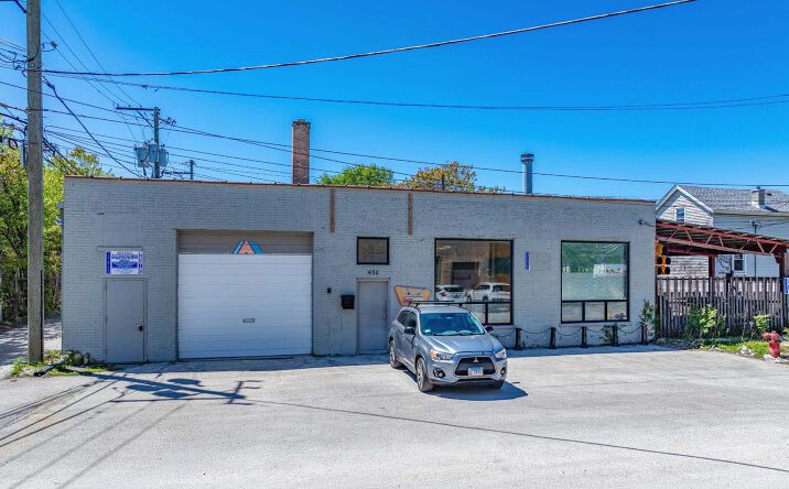 Pictures of Office, Industrial property located at 452 N Claremont Ave, Chicago, IL 60612 for lease - image #1