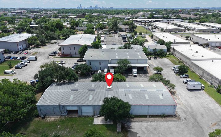 Pictures of Office, Industrial property located at 204 1/2 W POWELL LN BLDG, AUSTIN, TX 78753-5933 for lease - image #1