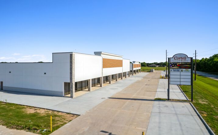 Pictures of Retail property located at 3846 Minonite Road, Richmond, TX 77469 for lease - image #1