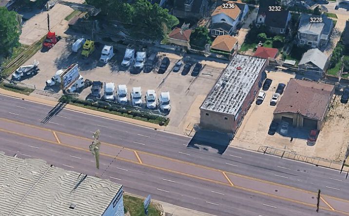 Pictures of Retail, Office, Industrial property located at 3231 North Mannheim Road, Franklin Park, IL 60131 for lease - image #1