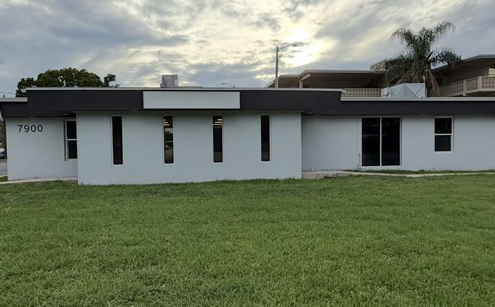 Pictures of Retail property located at 7900 Doctor Martin Luther King Junior Street North, St. Petersburg, FL 33702 for lease - image #1