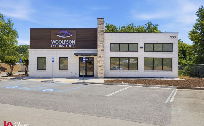 Pictures of Office property located at 100 Riverpoint Pkwy, Canton, GA 30114 for lease - image #1