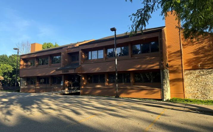 Pictures of Office property located at 5930 SEMINOLE CENTRE CT, FITCHBURG, WI 53711-5165 for lease - image #1