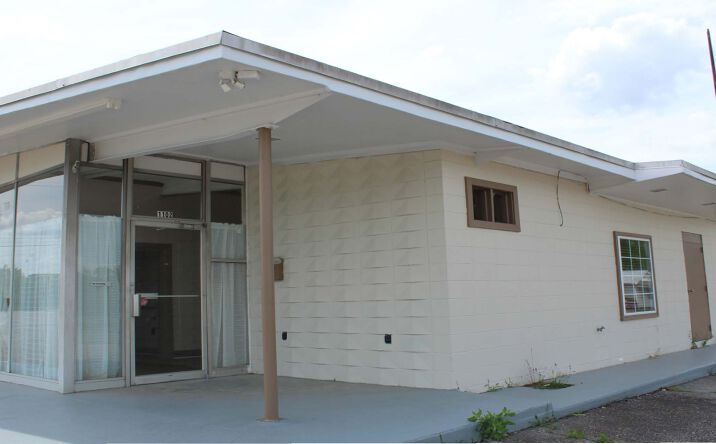 Pictures of Retail, Office property located at 1102 Meeting Street, West Columbia, SC 29169 for lease - image #1