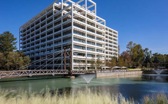Pictures of Office property located at 400 Perimeter Center Ter NE, Atlanta, GA 30346 for lease - image #1