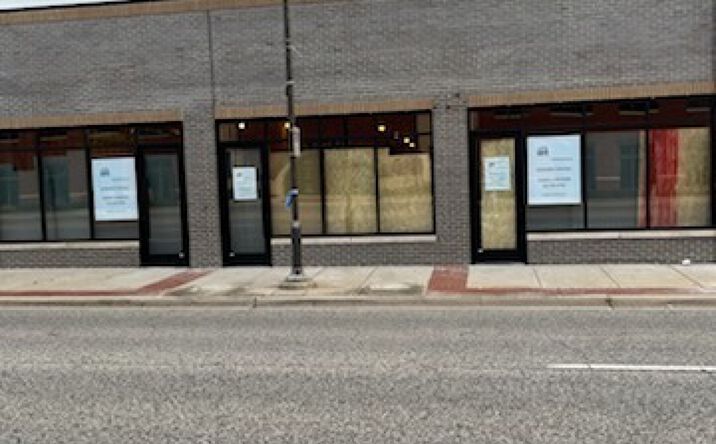 Pictures of Retail property located at 5307 W 95th Street 5311, Oak Lawn, IL 60453 for lease - image #1