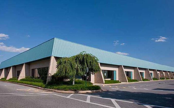 Pictures of Industrial property located at 1946 Greenspring Dr, Timonium, MD 21093 for lease - image #1