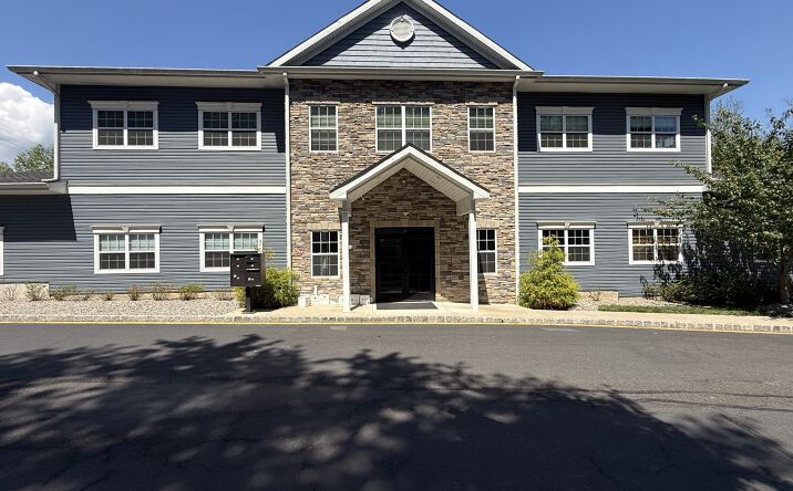 Pictures of Office property located at 186 County Route 520, Marlboro Township, NJ 07751 for lease - image #1