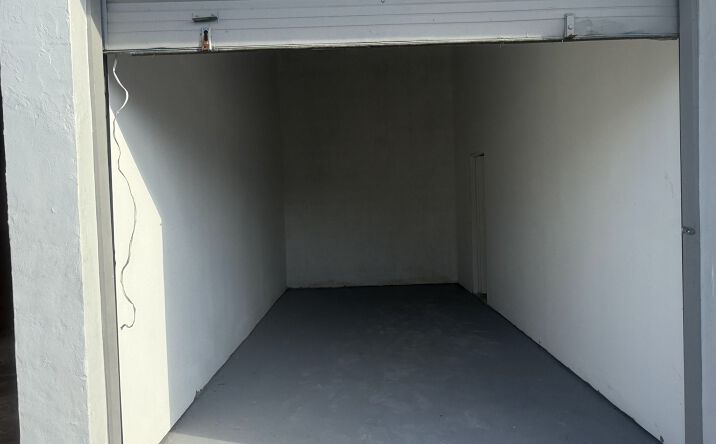 Pictures of Retail, Office, Industrial property located at 1595 Banks Road, Margate, FL 33063 for lease - image #1