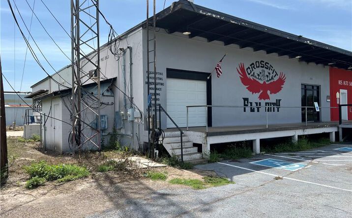 Pictures of Land property located at 805 W Pike Boulevard, Weslaco, TX 78596 for lease - image #1