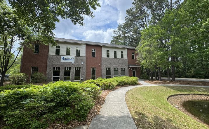 Pictures of Office property located at 501 Bramson Court # D #1-D, Mount Pleasant, SC 29464 for lease - image #1