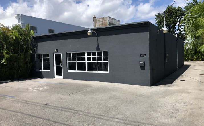 Pictures of Industrial property located at 1537 NW 23RD ST, MIAMI, FL 33142-7625 for lease - image #1